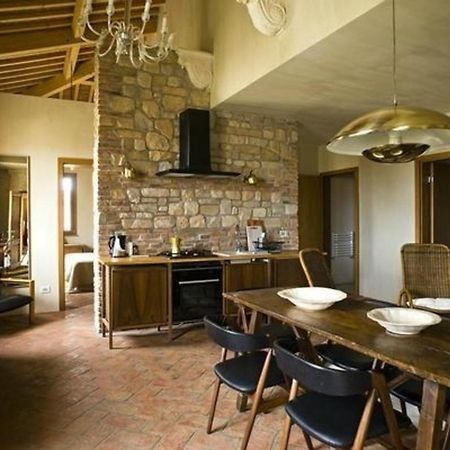 Schoenes Appartement In Volterra Mit Garten Εξωτερικό φωτογραφία